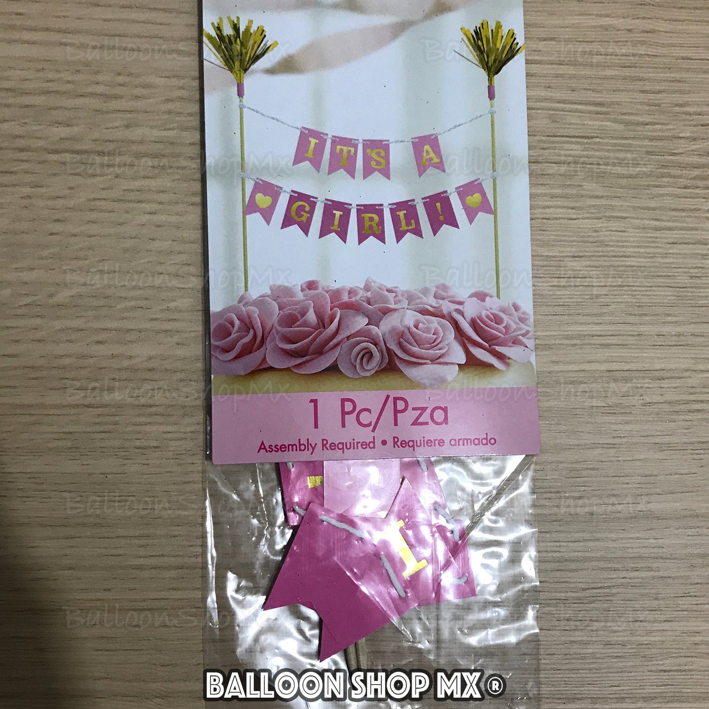 Letrero para pastel "It's a girl"